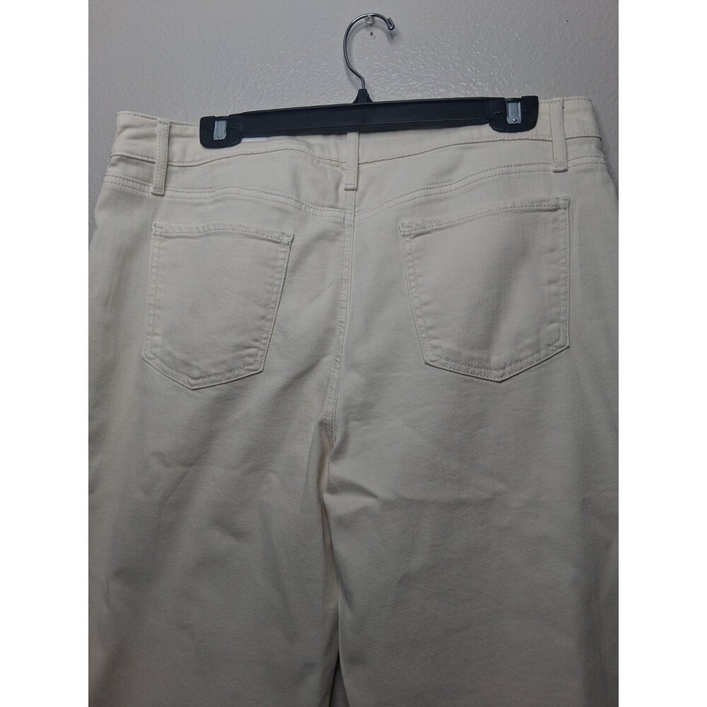 NWT Chico’s Boyfriend Crop Jeans Cream Denim Stretch Pants Piping Detail 2 US 12 - Picture 10 of 15